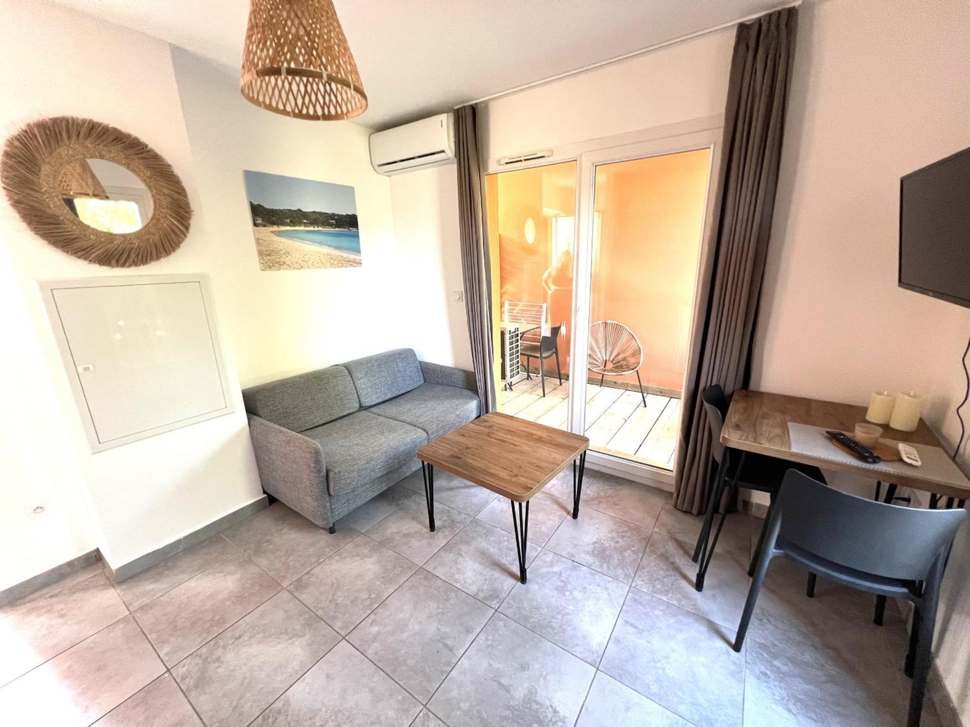 Residence Hoteliere Les Hameaux De Saint Cyprien 25 M2 Lecci Exterior photo