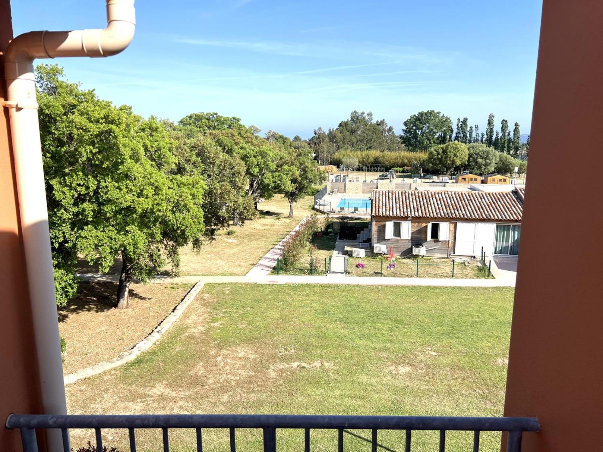 Residence Hoteliere Les Hameaux De Saint Cyprien 25 M2 Lecci Exterior photo